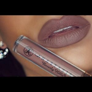 Anastasia Beverly Hills Liquid lipstick: SEPIA